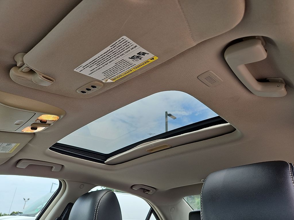 Thumbnail: 2012 Ford Fusion - 21