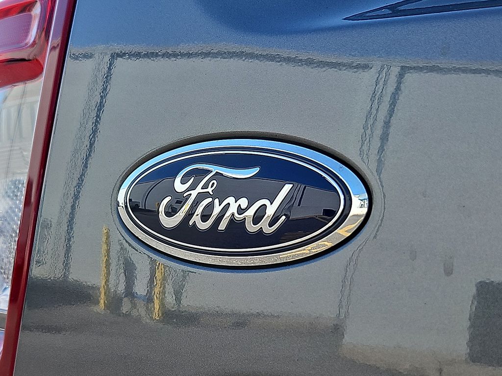 Thumbnail: 2025 Ford Bronco Sport - 6