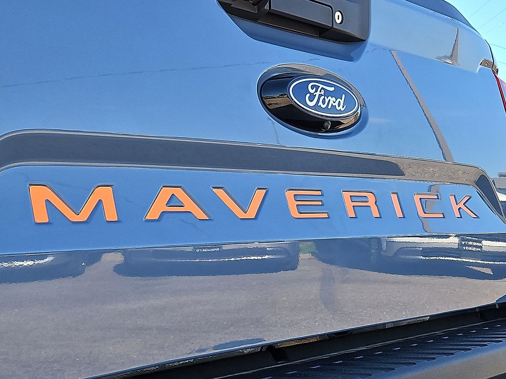 Thumbnail: 2025 Ford Maverick - 32
