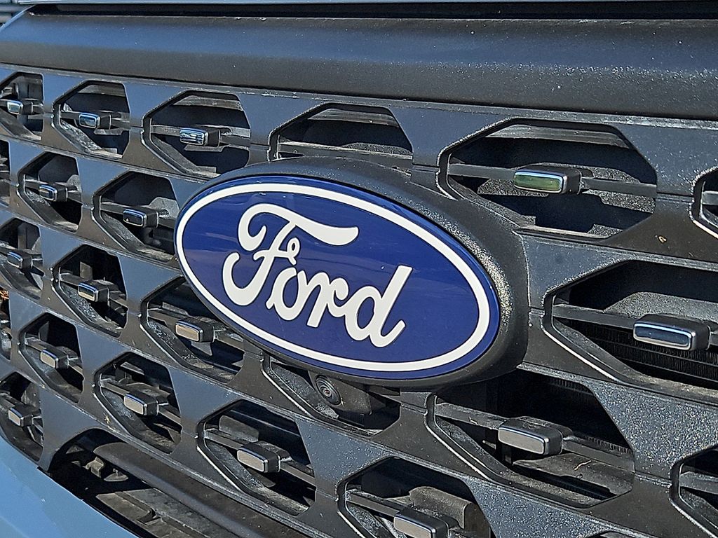 Thumbnail: 2025 Ford Maverick - 7