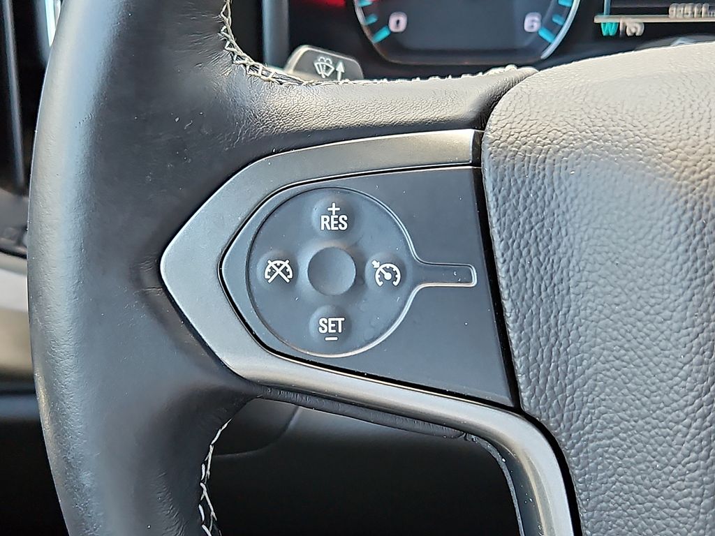 Thumbnail: 2018 Chevrolet Silverado 1500 - 24