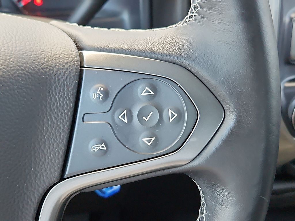 Thumbnail: 2018 Chevrolet Silverado 1500 - 25