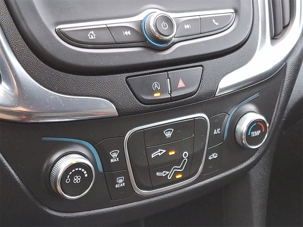 Thumbnail: 2022 Chevrolet Equinox - 21