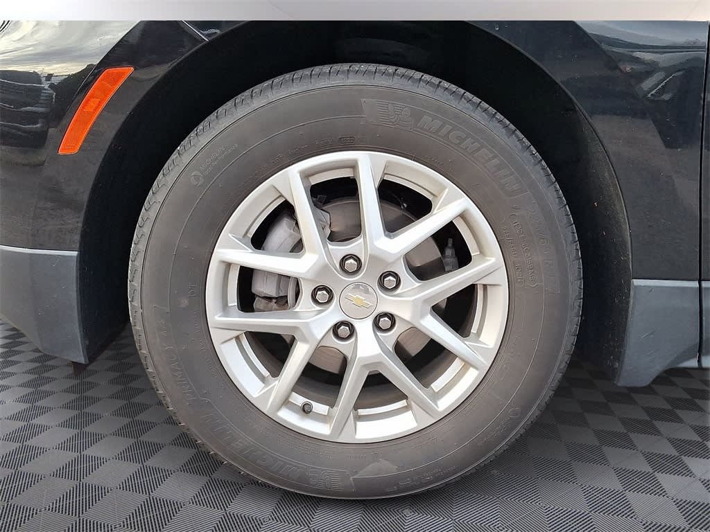 Thumbnail: 2022 Chevrolet Equinox - 8