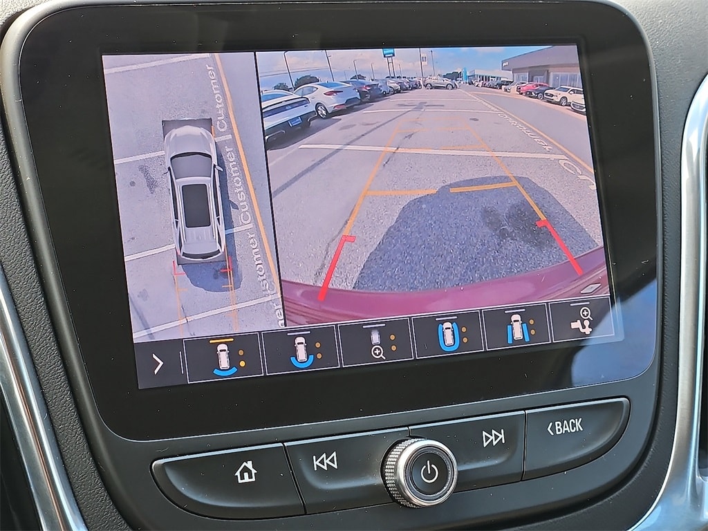 Thumbnail: 2019 Chevrolet Equinox - 26