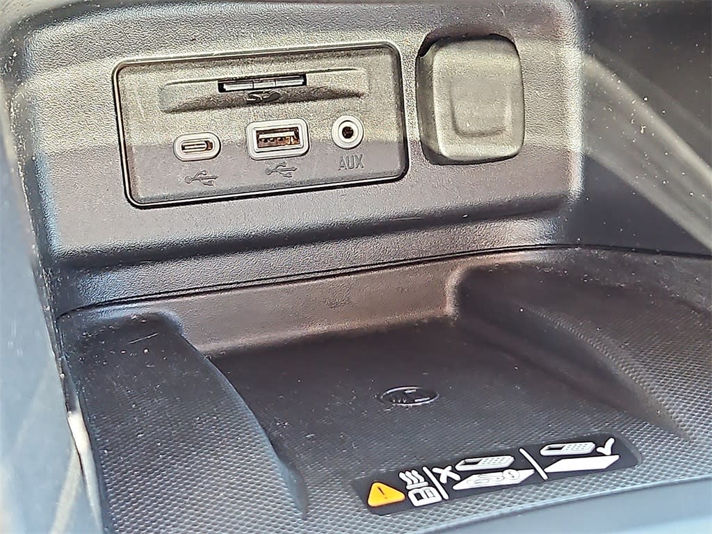 Thumbnail: 2019 Chevrolet Equinox - 29