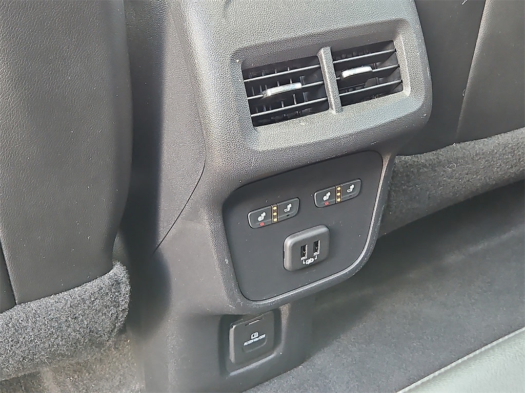 Thumbnail: 2019 Chevrolet Equinox - 30