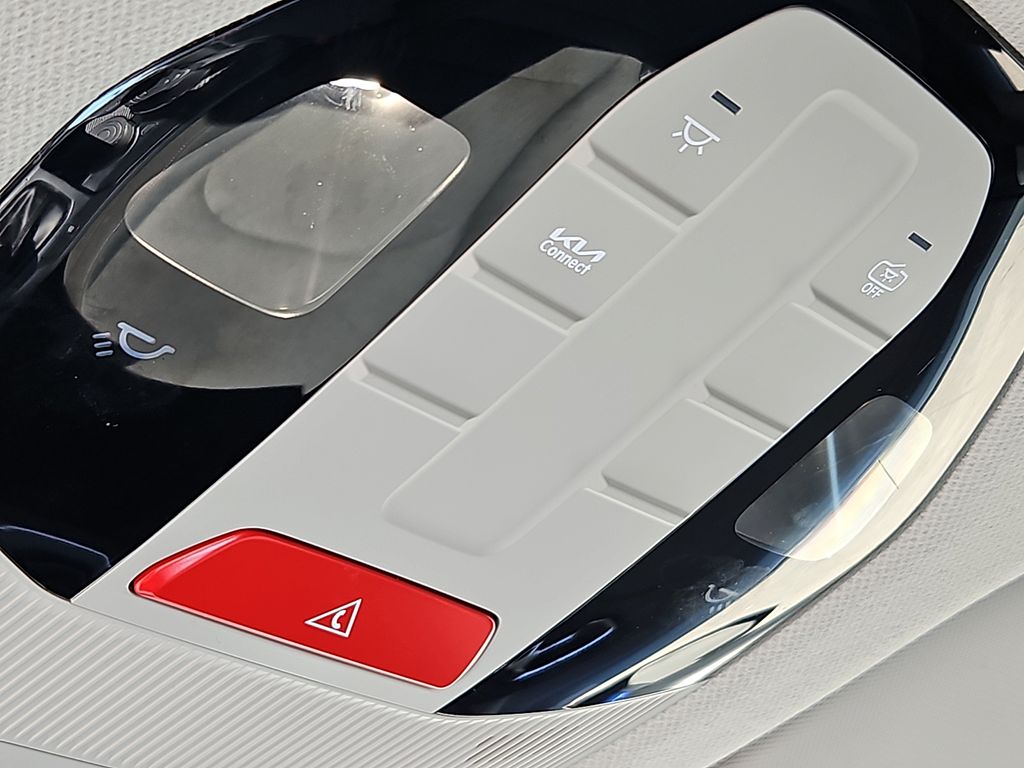 Thumbnail: 2025 Kia K4 - 10