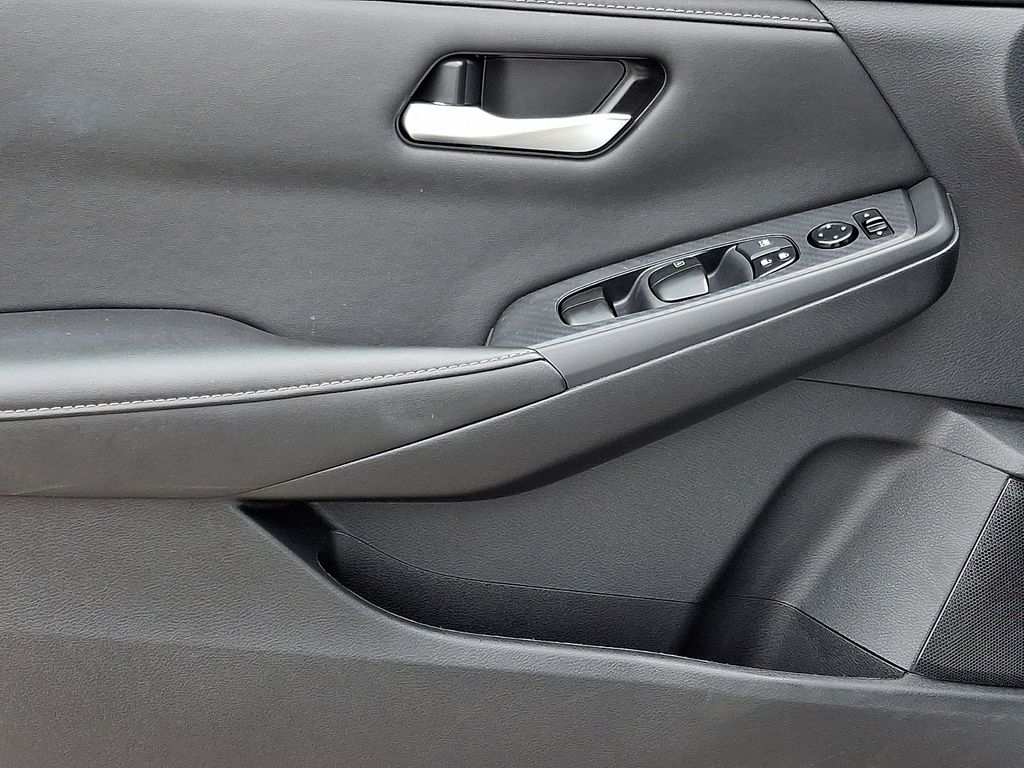 Thumbnail: 2024 Nissan Sentra - 20