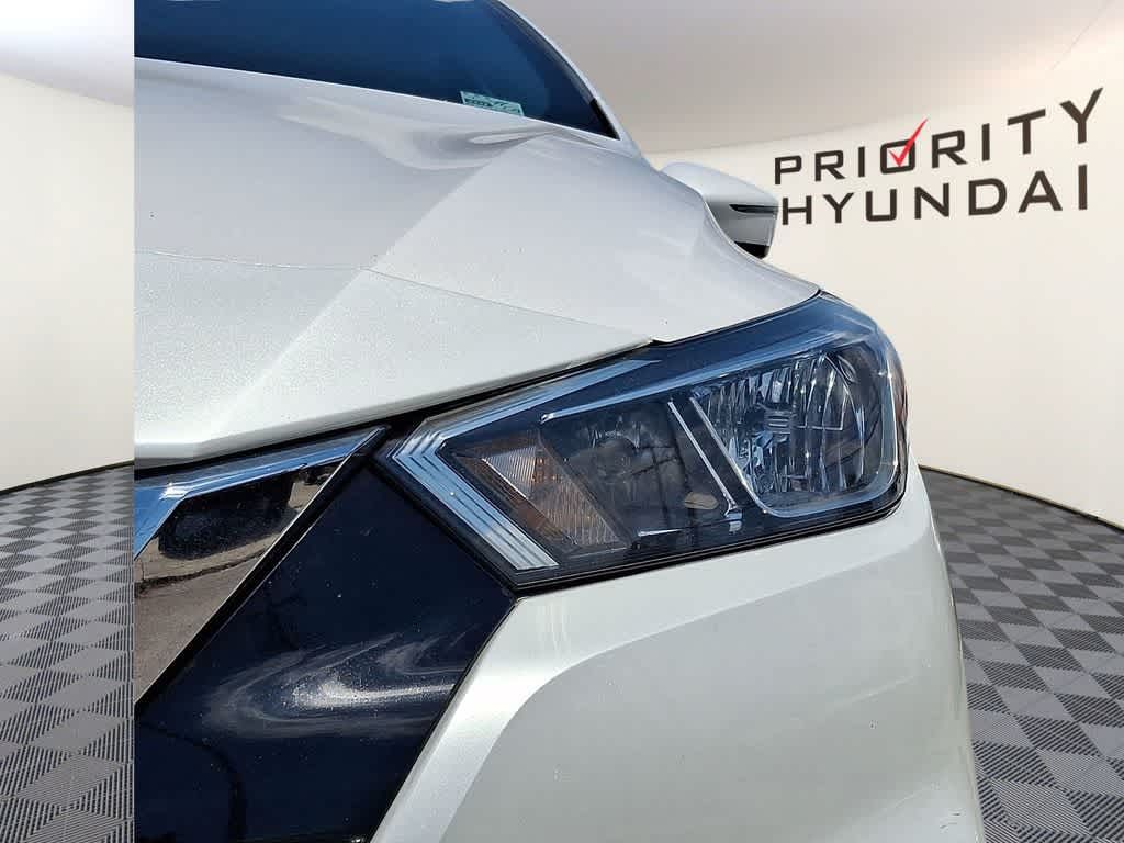 Thumbnail: 2020 Nissan Versa - 22