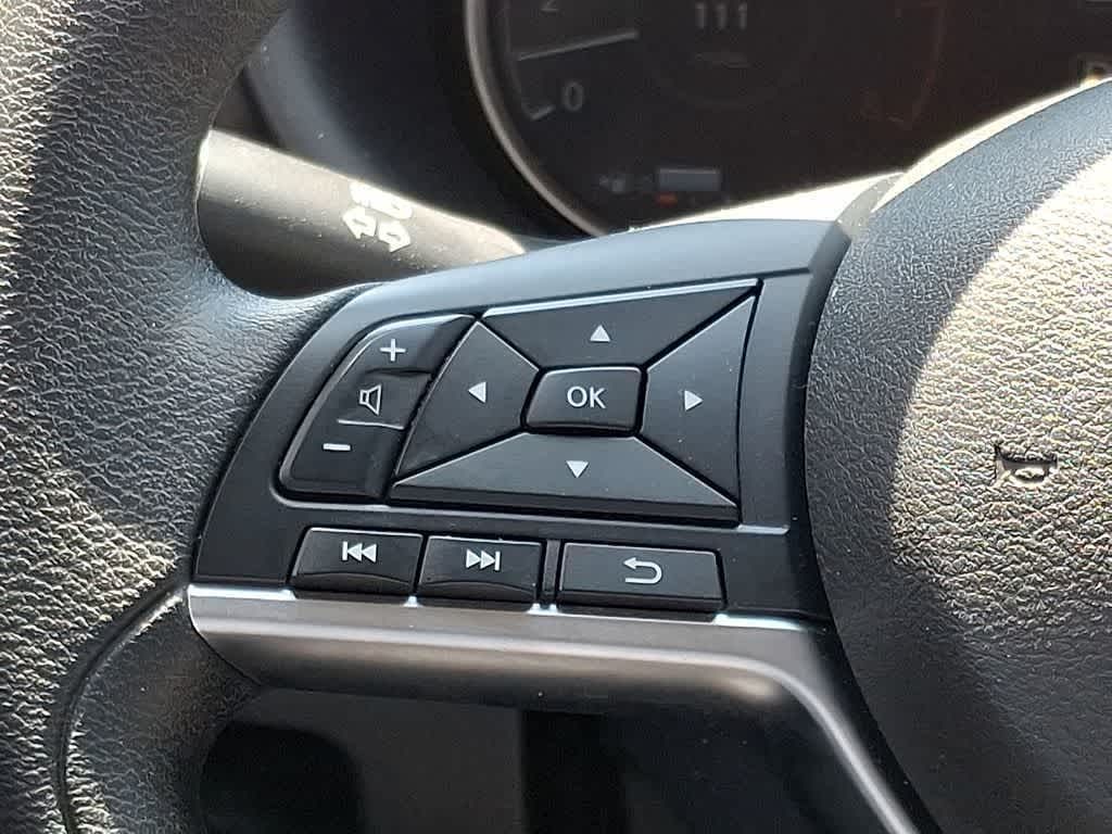 Thumbnail: 2020 Nissan Kicks - 27