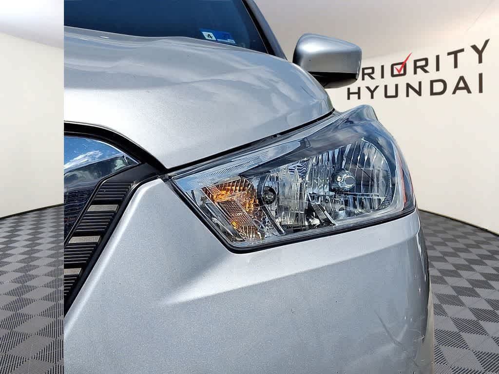 Thumbnail: 2020 Nissan Kicks - 22