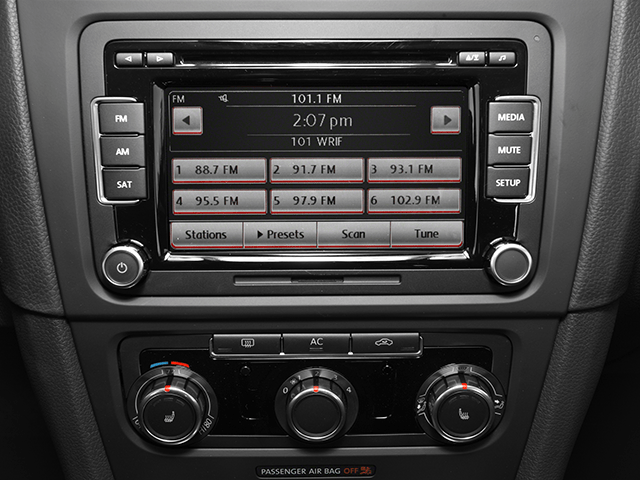 Thumbnail: 2014 Volkswagen Jetta - 11