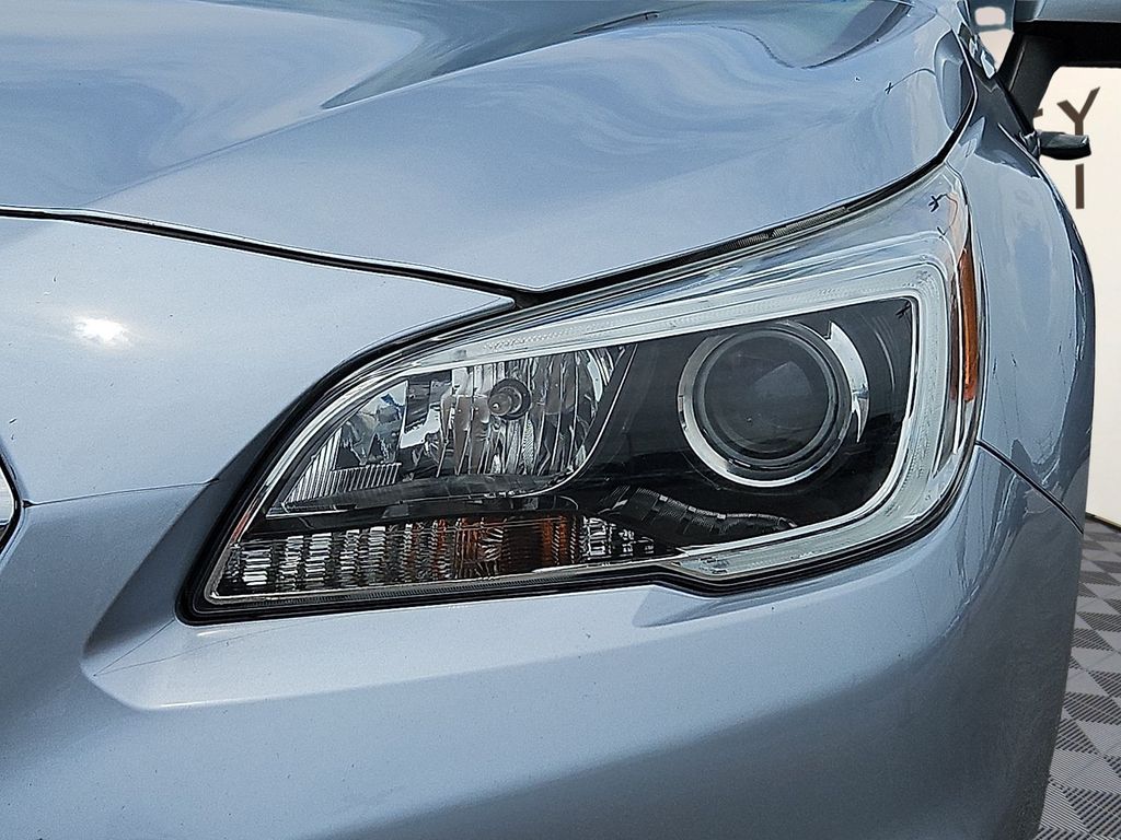 Thumbnail: 2016 Subaru Outback - 19