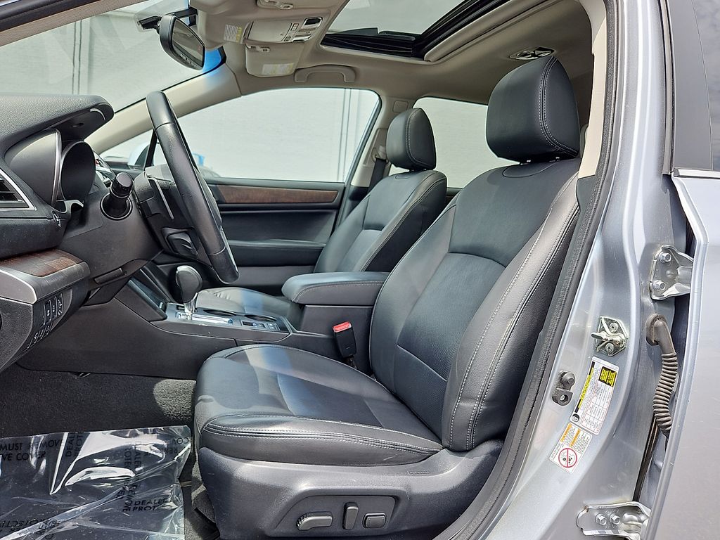 Thumbnail: 2016 Subaru Outback - 10