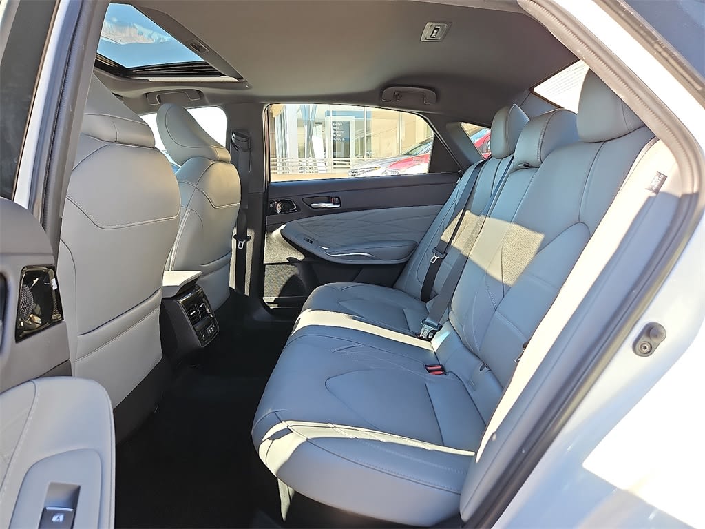 Thumbnail: 2020 Toyota Avalon - 11