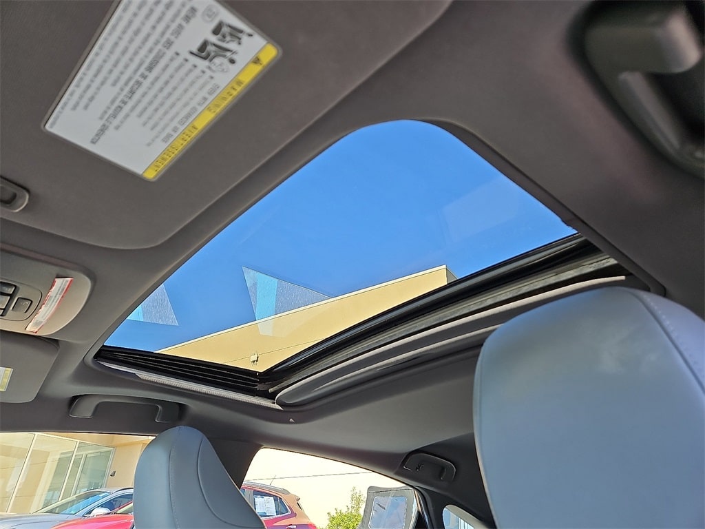 Thumbnail: 2020 Toyota Avalon - 21