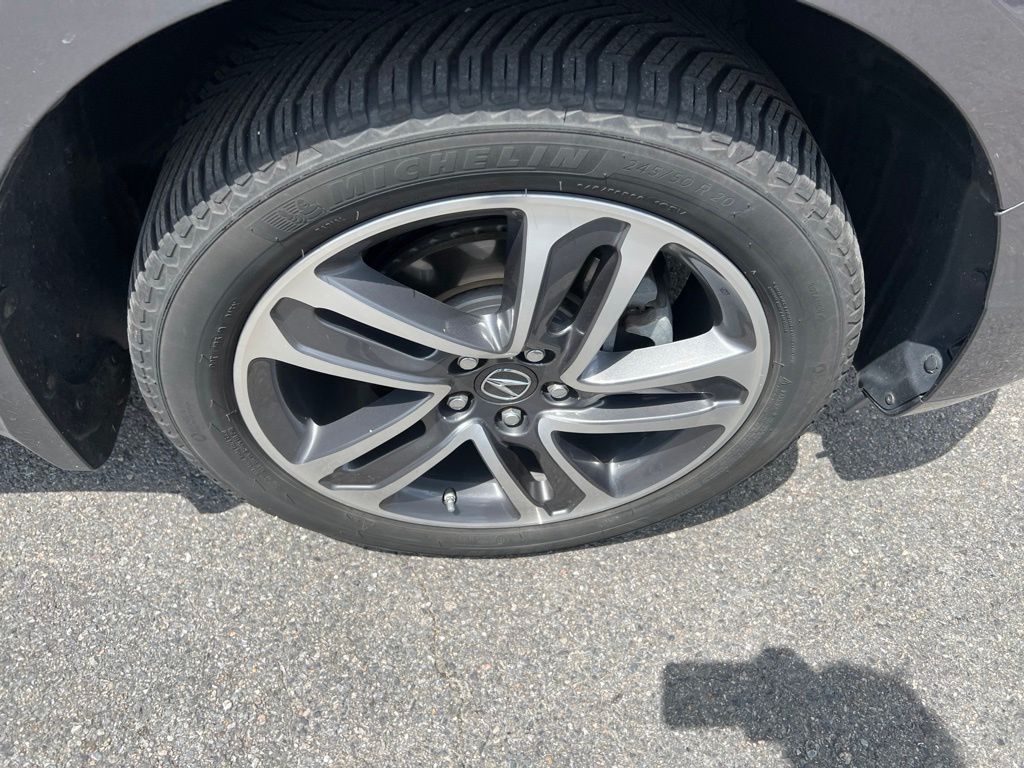 Thumbnail: 2017 Acura MDX - 8