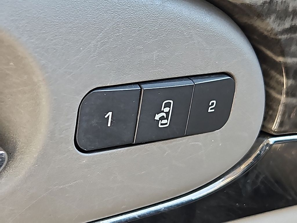 Thumbnail: 2014 Buick Enclave - 27