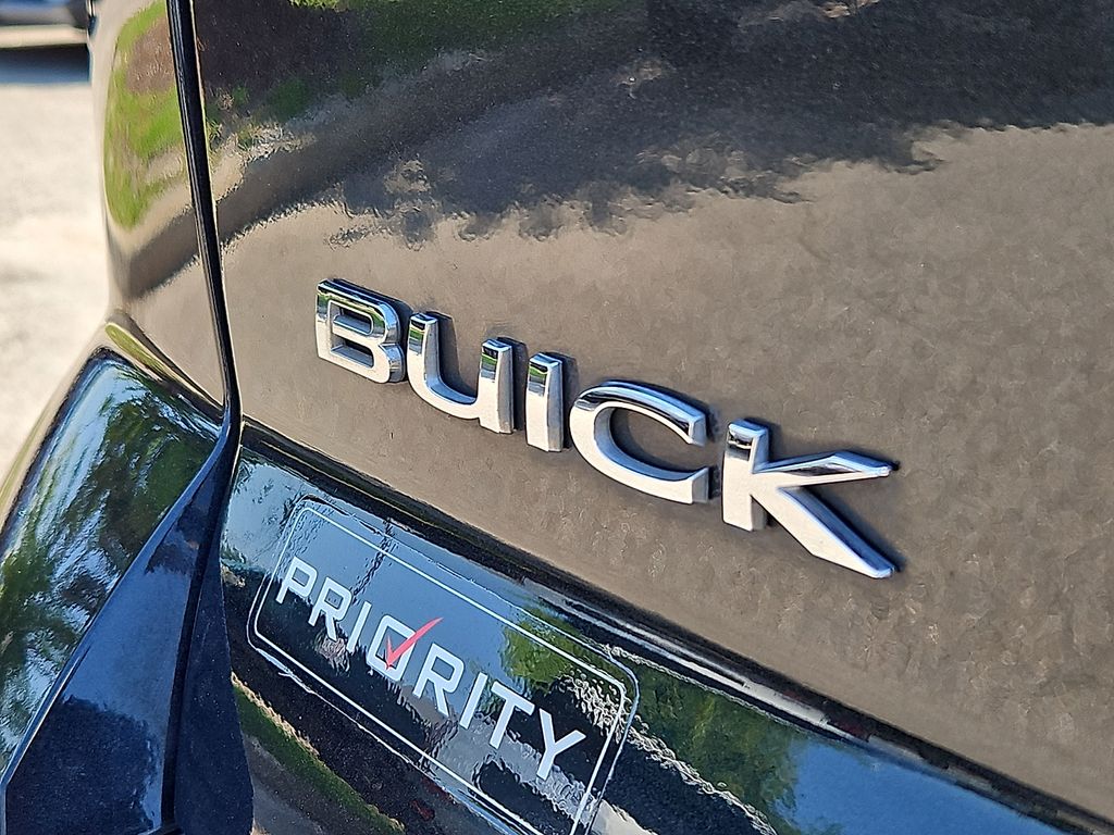 Thumbnail: 2014 Buick Enclave - 31