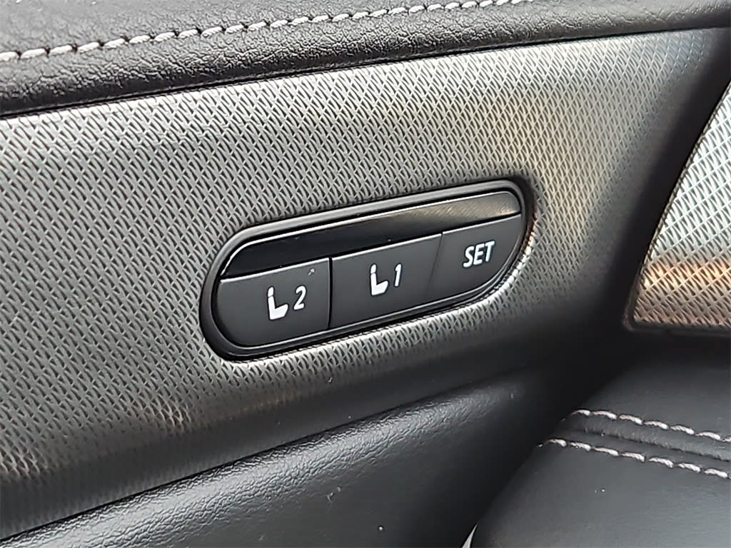 Thumbnail: 2025 INFINITI QX60 - 30