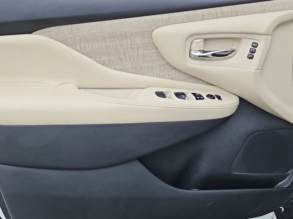 Thumbnail: 2021 Nissan Murano - 20