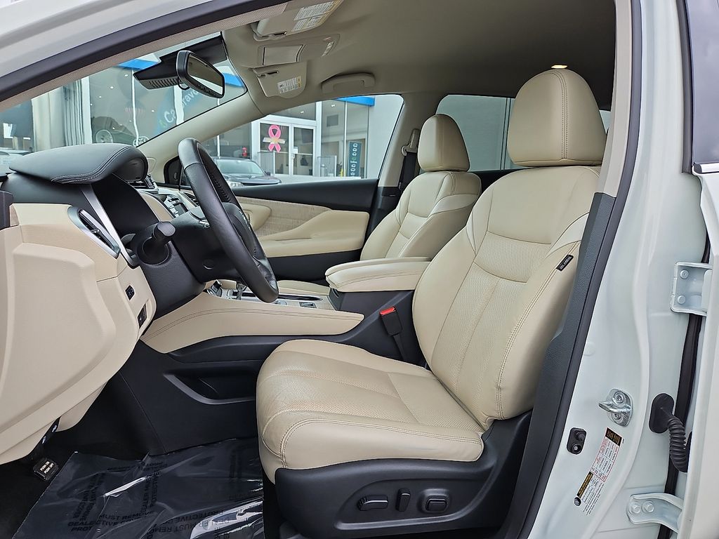 Thumbnail: 2021 Nissan Murano - 10