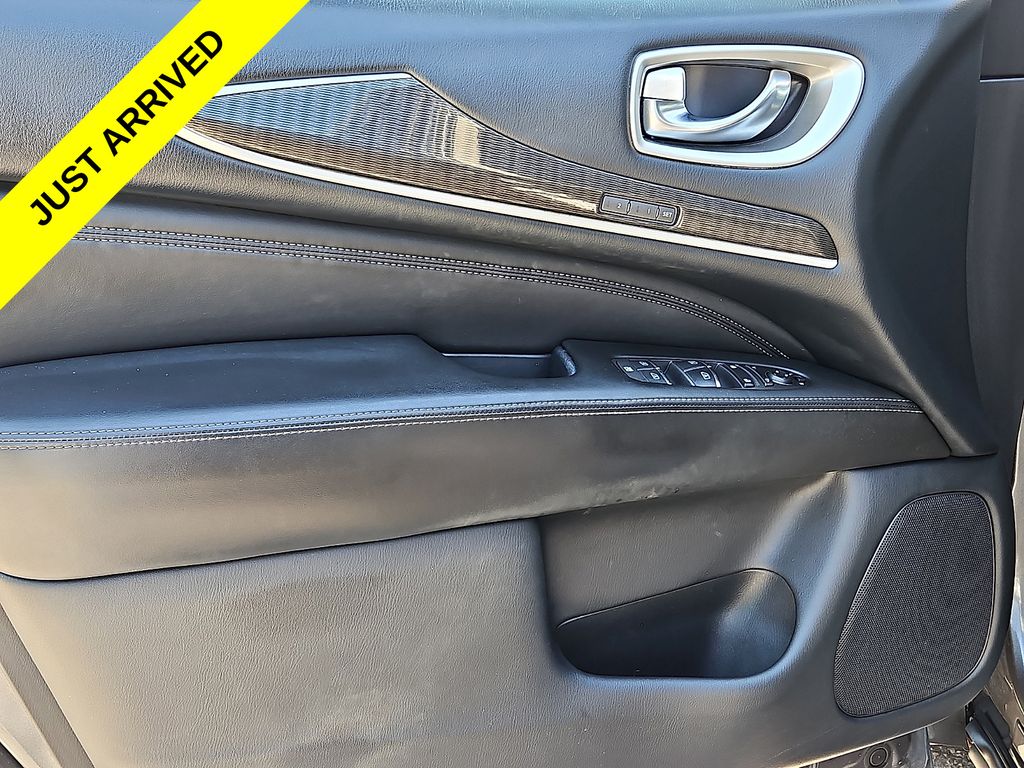 Thumbnail: 2019 INFINITI QX60 - 22