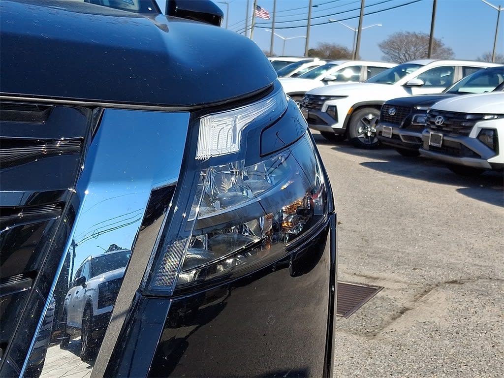 Thumbnail: 2024 Nissan Pathfinder - 21