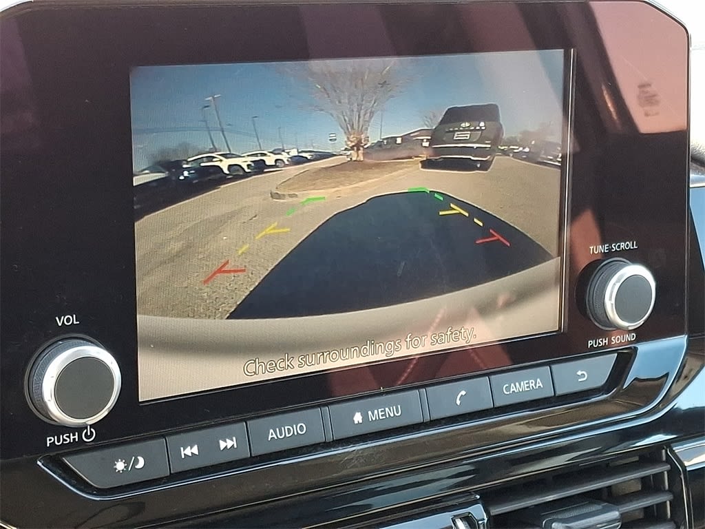 Thumbnail: 2024 Nissan Pathfinder - 25