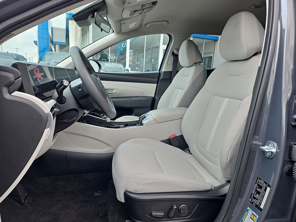 Thumbnail: 2026 Hyundai Tucson - 10