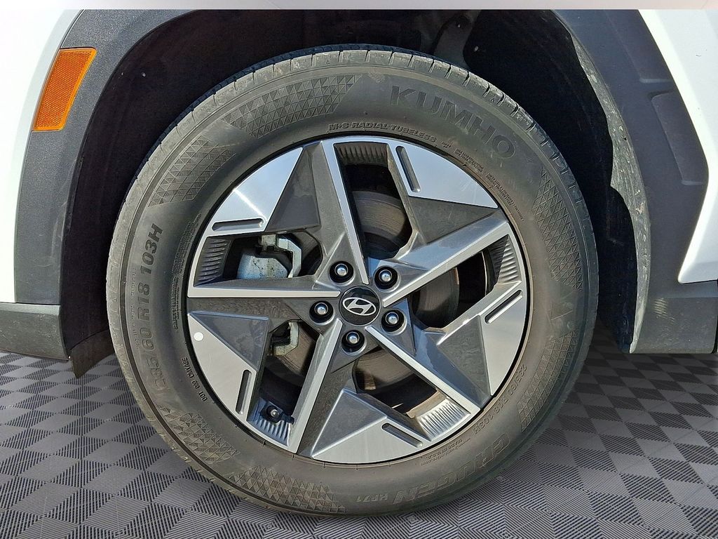 Thumbnail: 2025 Hyundai Tucson - 8