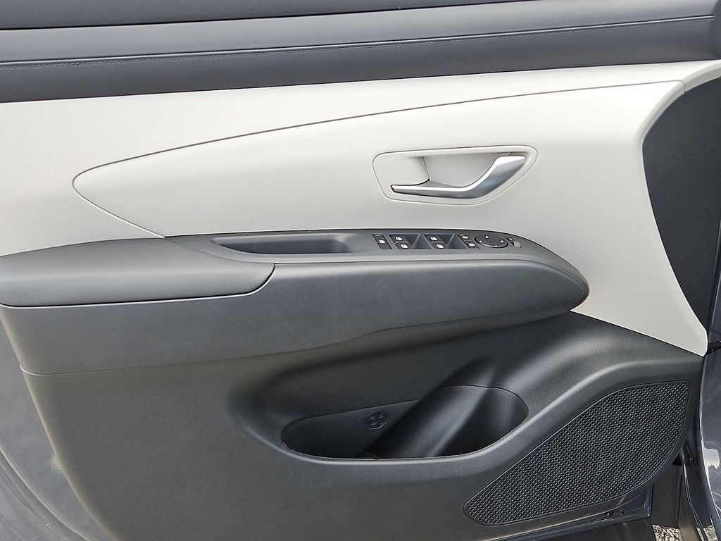 Thumbnail: 2026 Hyundai Tucson - 16