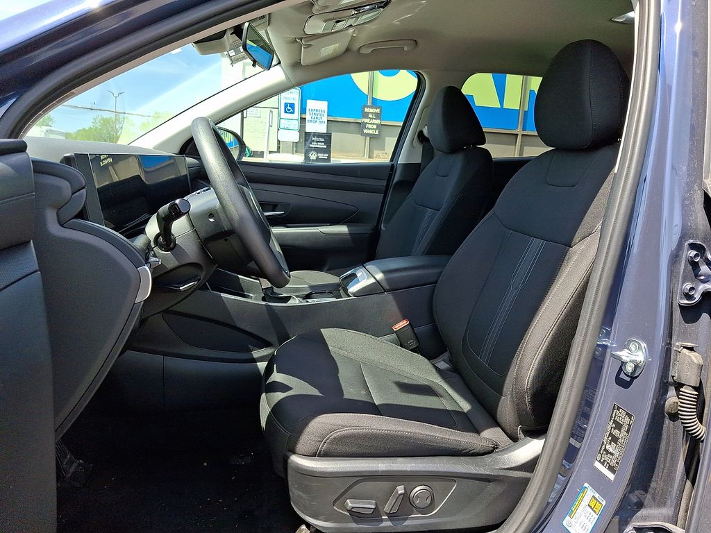 Thumbnail: 2025 Hyundai Tucson - 9