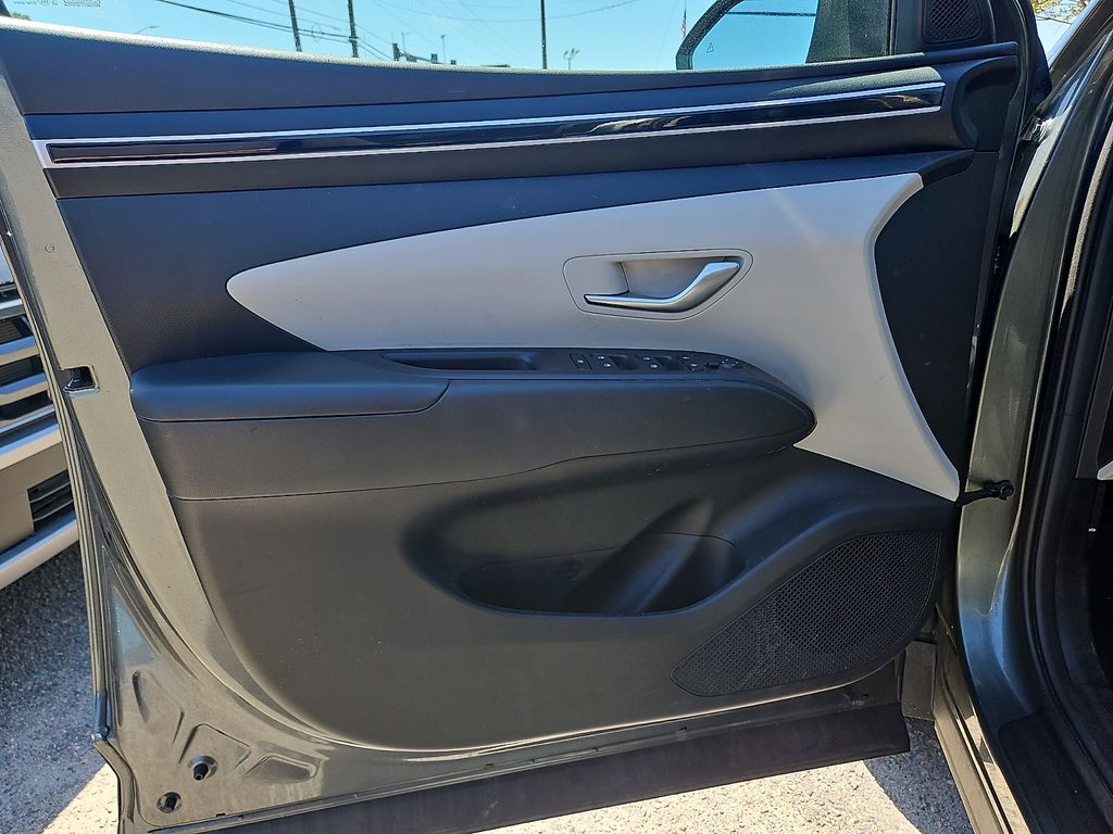 Thumbnail: 2022 Hyundai Tucson - 22