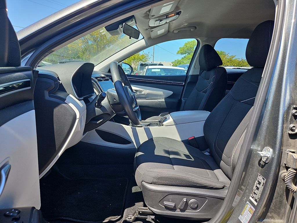 Thumbnail: 2022 Hyundai Tucson - 10