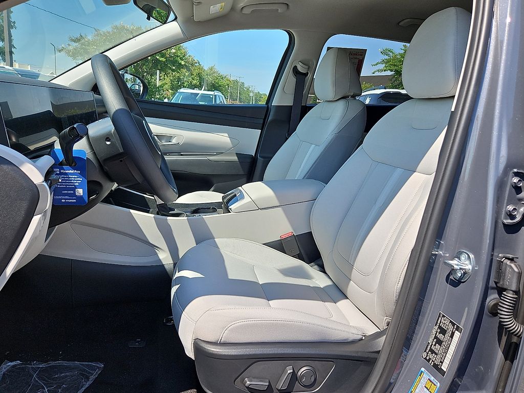 Thumbnail: 2026 Hyundai Tucson - 9