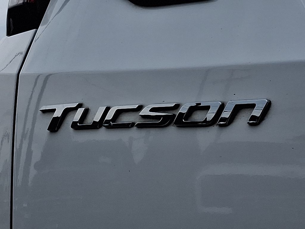 Thumbnail: 2023 Hyundai Tucson - 31