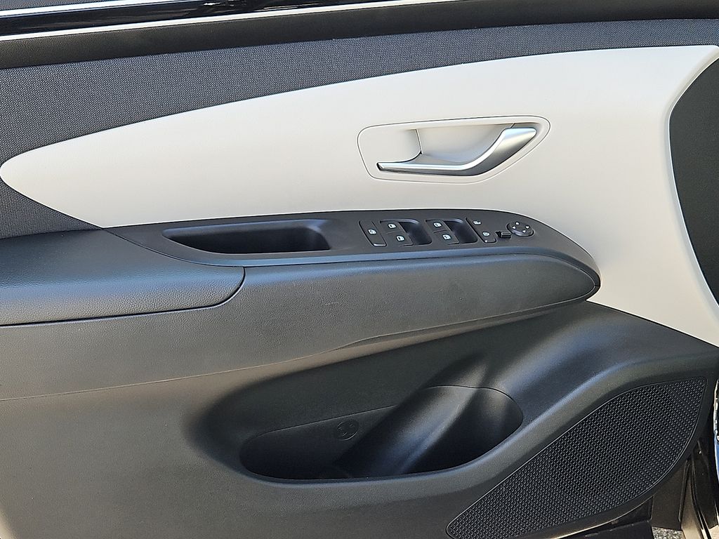 Thumbnail: 2023 Hyundai Tucson - 20