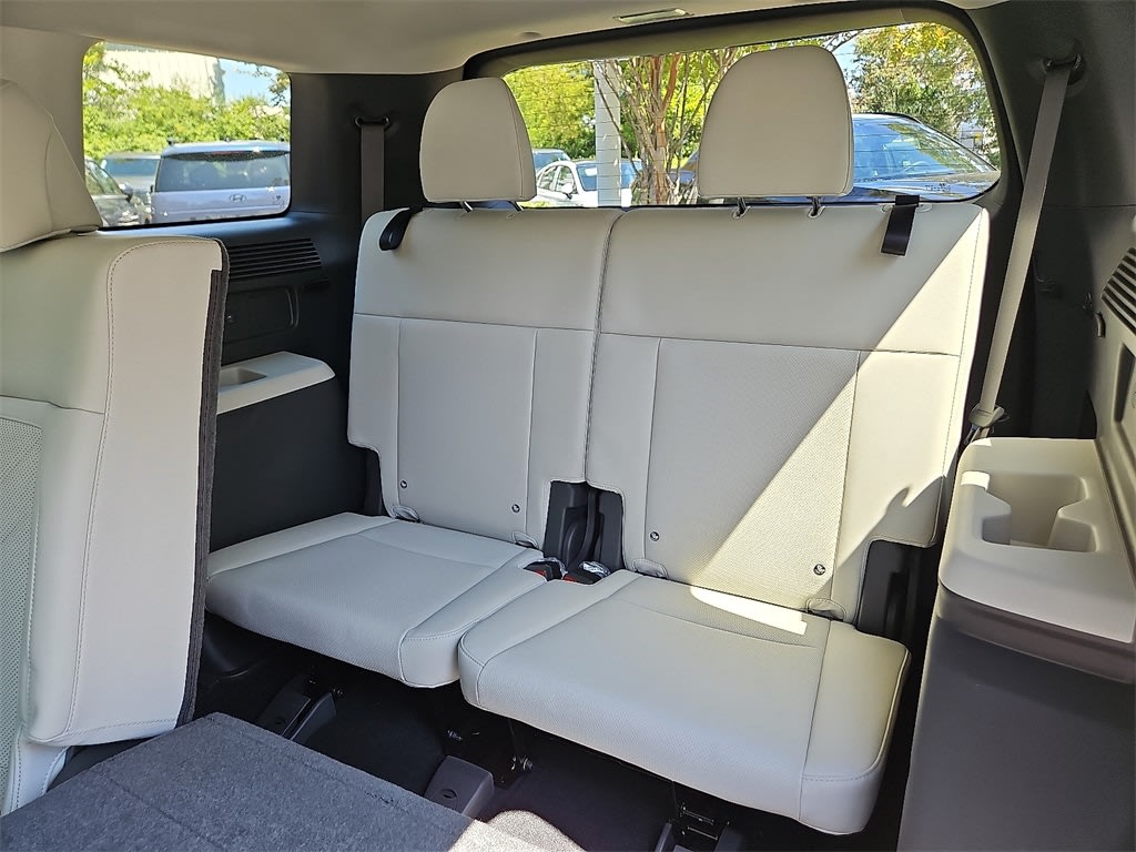 Thumbnail: 2026 Hyundai Santa Fe - 15