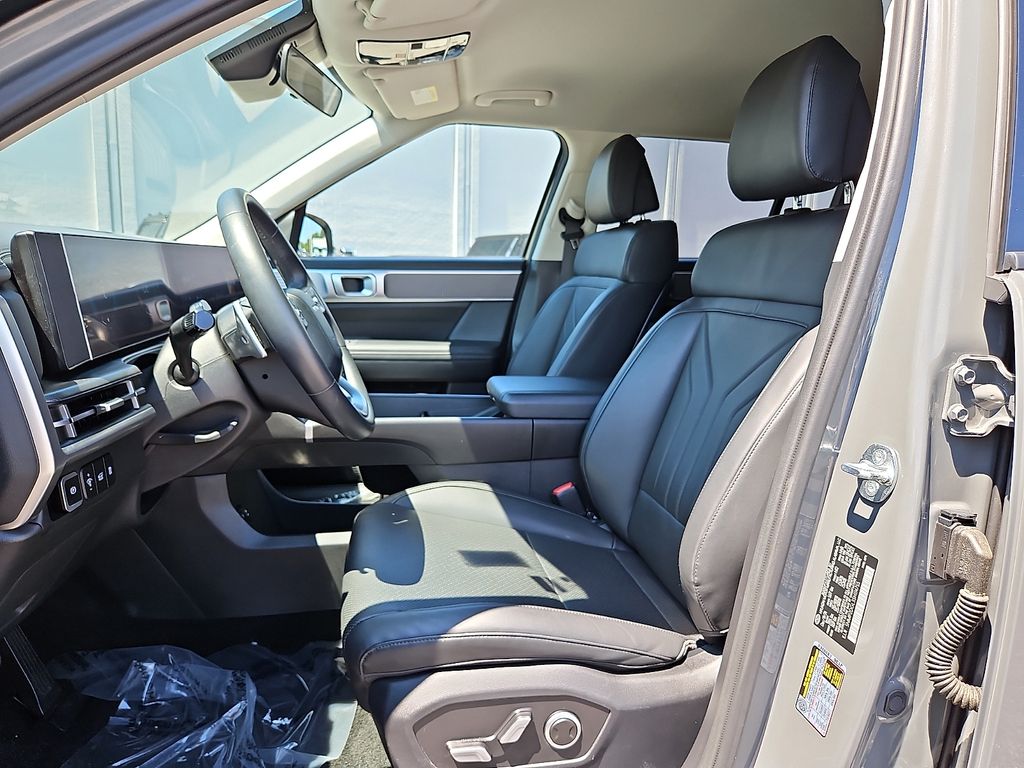 Thumbnail: 2025 Hyundai Santa Fe - 10