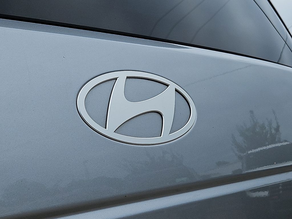 Thumbnail: 2025 Hyundai Santa Fe - 31