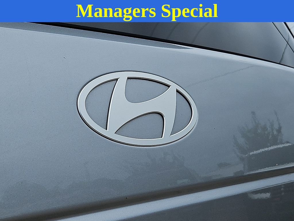 Thumbnail: 2025 Hyundai Santa Fe - 31