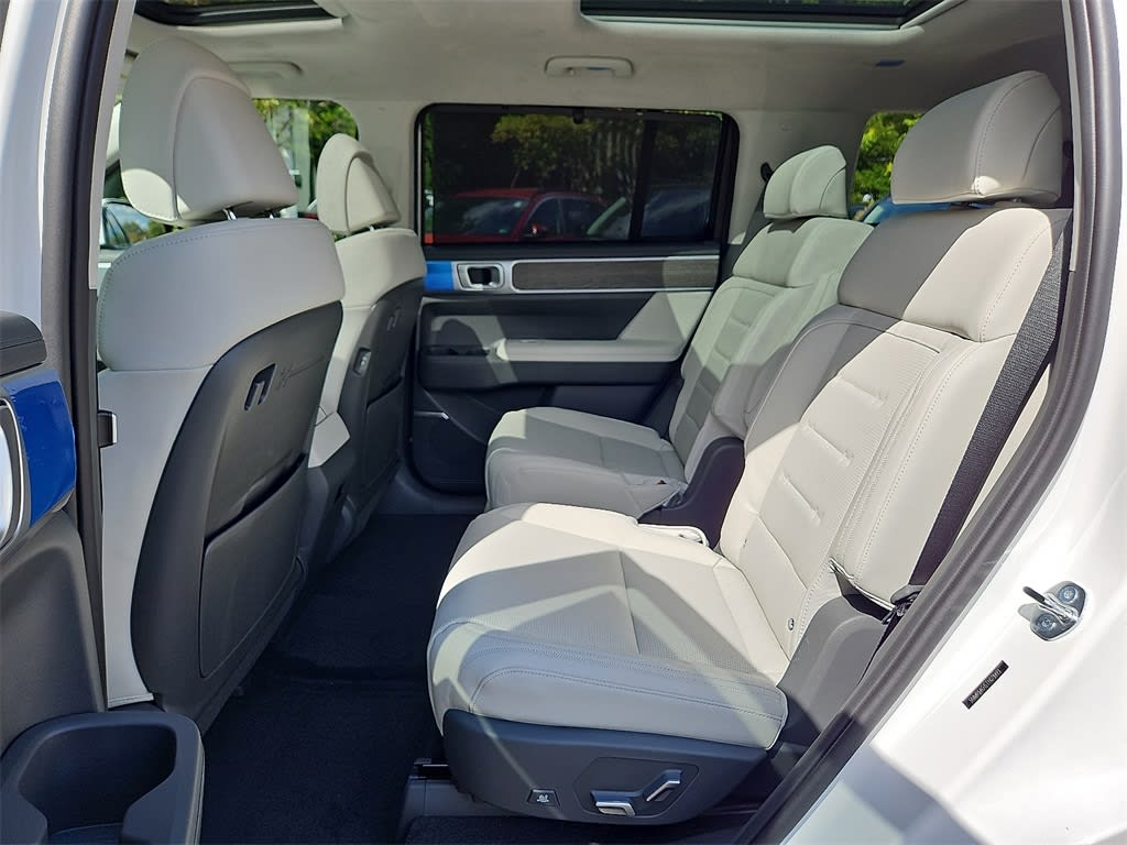 Thumbnail: 2026 Hyundai Santa Fe - 8