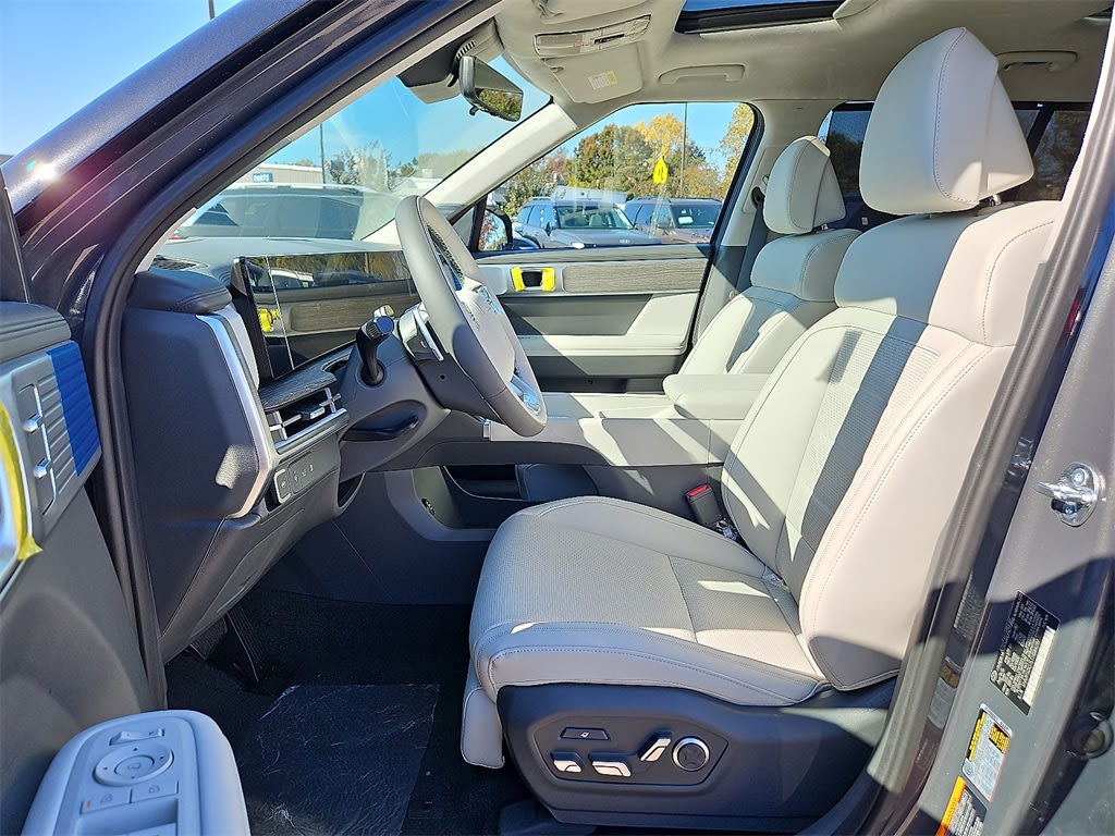 Thumbnail: 2026 Hyundai Santa Fe - 8