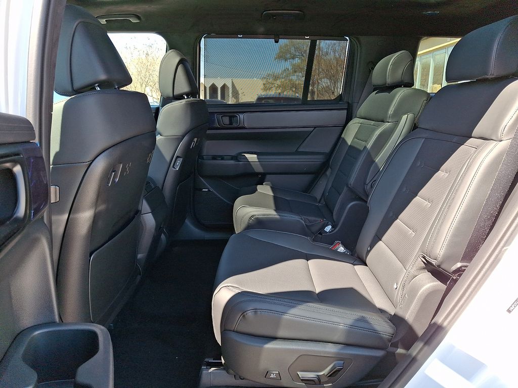 Thumbnail: 2026 Hyundai Santa Fe - 10