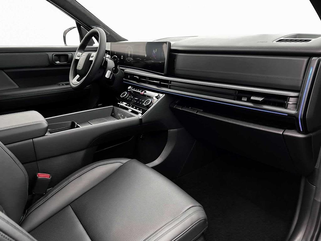 Thumbnail: 2026 Hyundai Santa Fe - 8