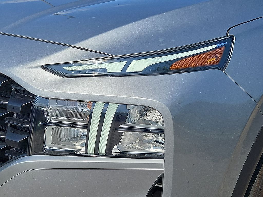 Thumbnail: 2023 Hyundai Santa Fe - 18