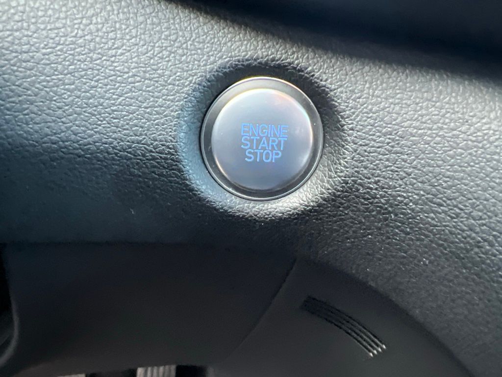 Thumbnail: 2021 Hyundai Santa Fe - 16