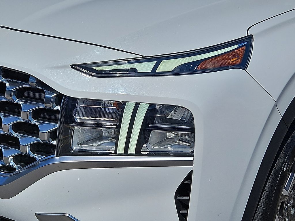 Thumbnail: 2023 Hyundai Santa Fe - 18
